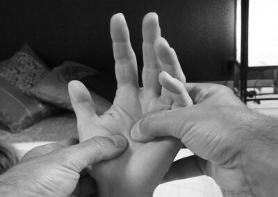 Travail des mains en Shiatsu